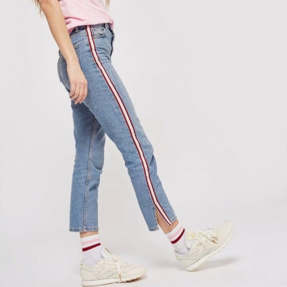 TOPSHOP Moto Jeans 28 Petite High-Rise Blue Relaxed Stripe Red Slit Stretch Edgy